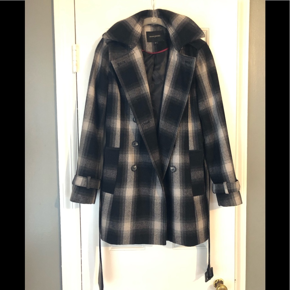 EUC - Banana Republic Plaid Wool Peacoat; Looks brand new! Size XS - Picture 4 of 11